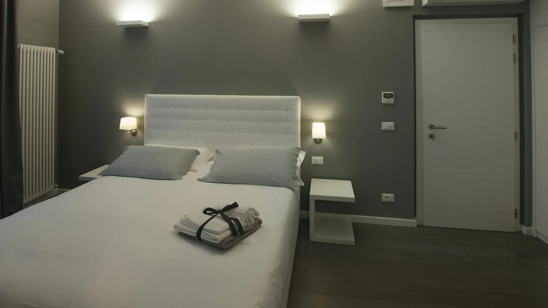 Midnight in Genova Hotel Gasthuis Genua